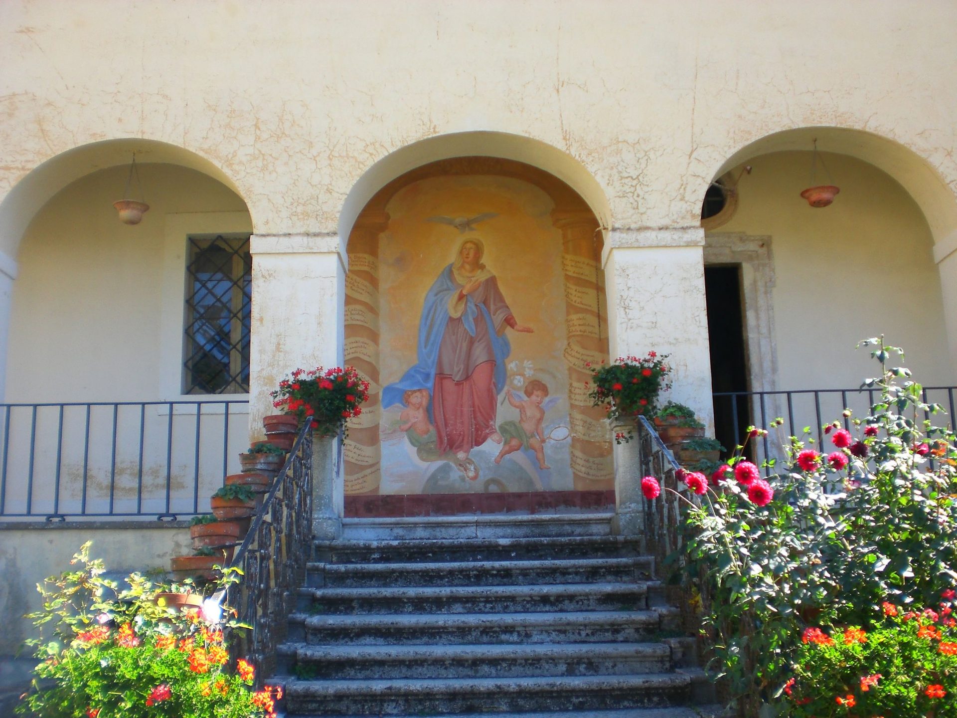 Trisulti's Pharmacy (4).JPG